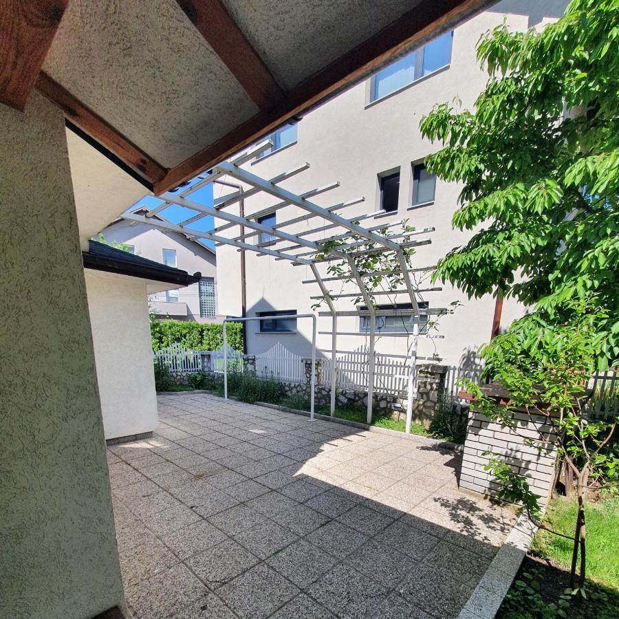 Apartments Arna Visoko Εξωτερικό φωτογραφία